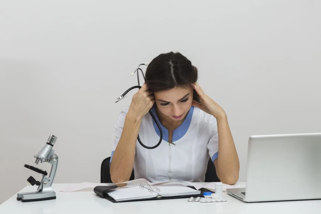 Common Mistakes Small Practices Make When Choosing an IVF EMR/EHR
